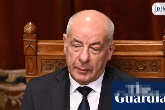 უნგრეთის პრეზიდენტი თანამდებობას სტოვებს — საპარლამენტო შენობა ბუდაპეშტში