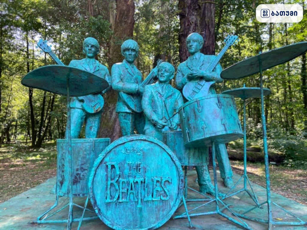 Musicians Park ბათუმში — გასართობი ობიექტი, მისამართი, ფასები