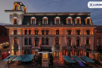 Hotel London 1889 Casino Hotel London 1889 & Casino แแแแฃแแจแ โ แแแกแแ แแแแ แแแแแฅแขแ, แแแกแแแแ แแ, แคแแกแแแ | แจแแแ แแแแฃแแ
