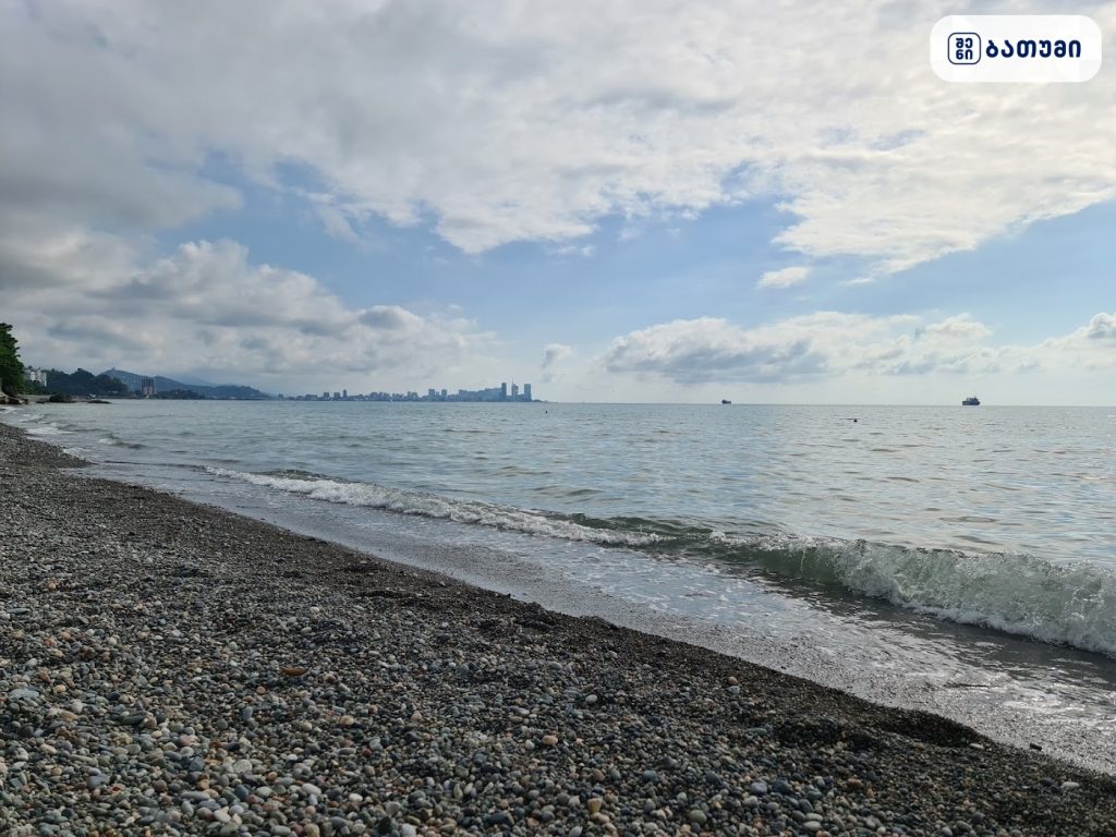 Mtsvane Kontskhi Beach — ღირსშესანიშნაობა ბათუმში