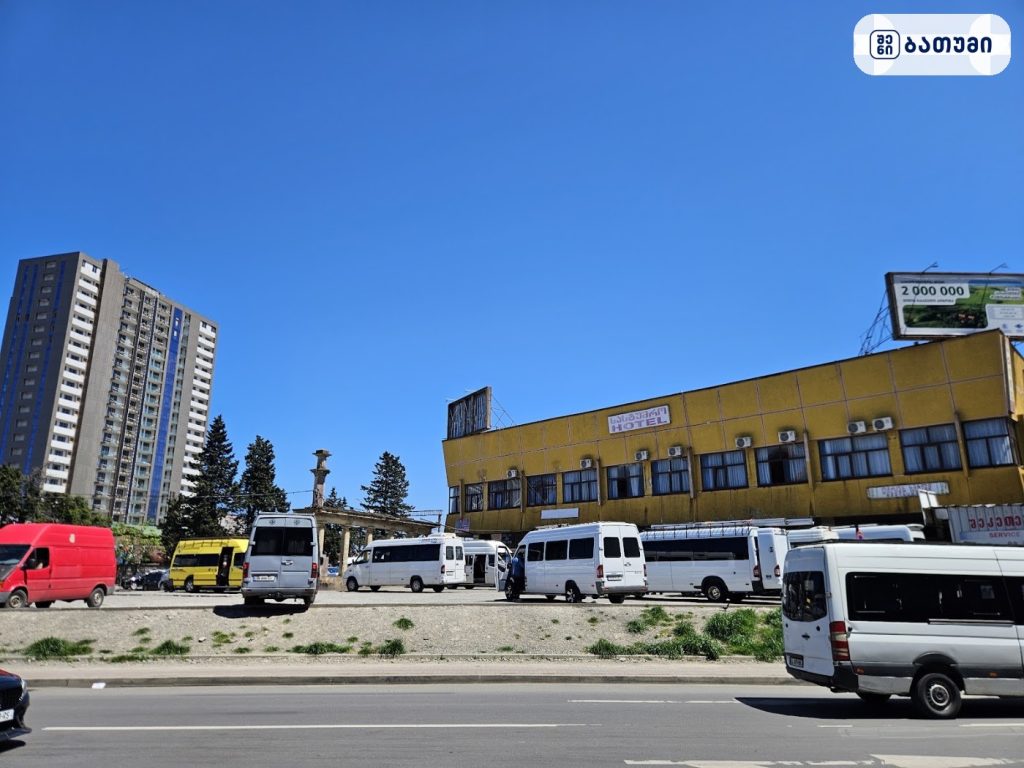 bus station — ბენზინგასამართი სადგური ბათუმში