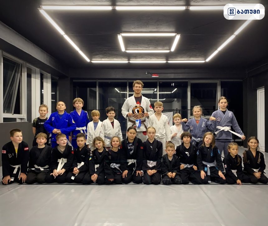 BJJ | Brazilian Jiu Jitsu | Grappling | MMA | Boxing | Бразильское джиу джитсу | Грэпплинг | Борьба | Батуми | Batumi BJJ | Brazilian Jiu Jitsu | Grappling | MMA | Boxing | Бразильское джиу джитсу | Грэпплинг | Борьба | Батуми | Batumi ბათუმში — სპორტული ობიექტი, მისამართი, ფასები | შენი ბათუმი