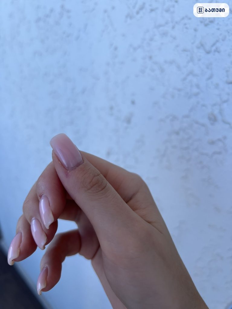 Parallel's nails — სალონი ბათუმში