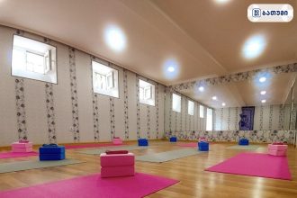 Yoga space Занятия йогой в Батуми с 2018 года Yoga space. Занятия йогой в Батуми с 2018 года ბათუმში — სპორტული ობიექტი, მისამართი, ფასები | შენი ბათუმი