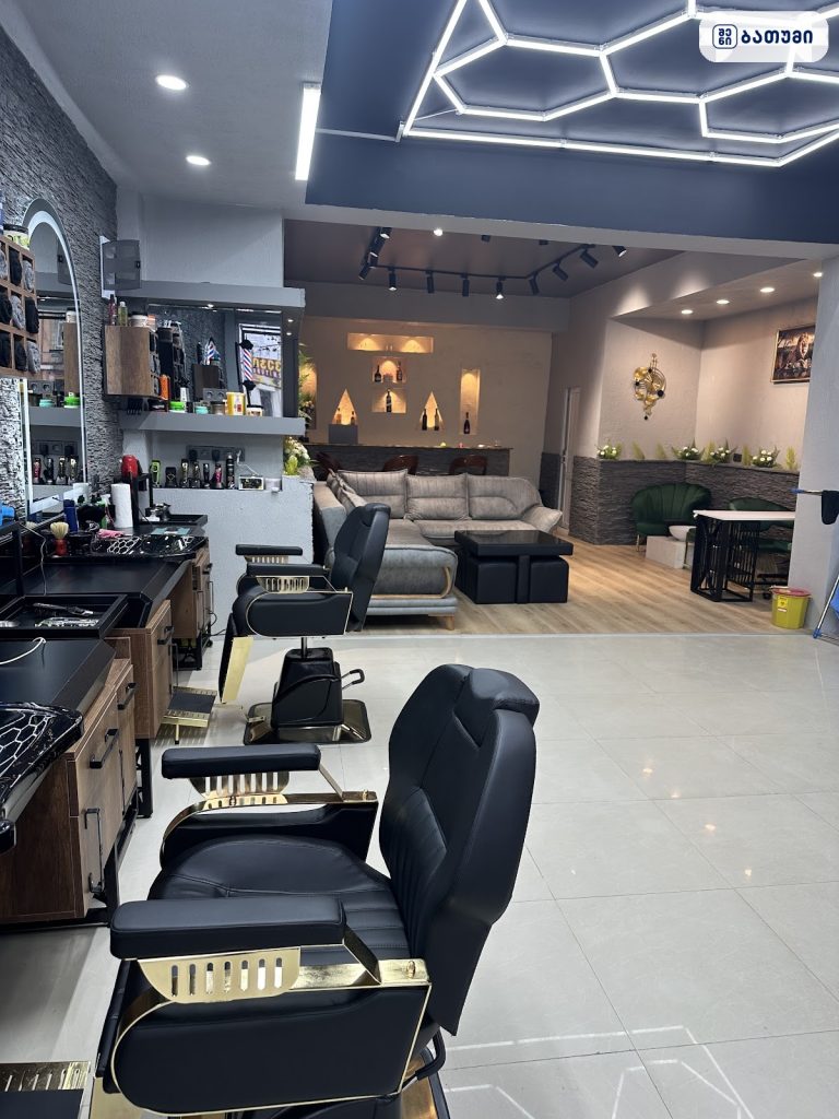 Bayraktar bay bayan tatto salon Batumi