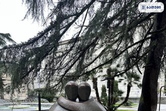 Love Love ბათუმში — ღირსშესანიშნაობა, მისამართი, ფასები | შენი ბათუმი
