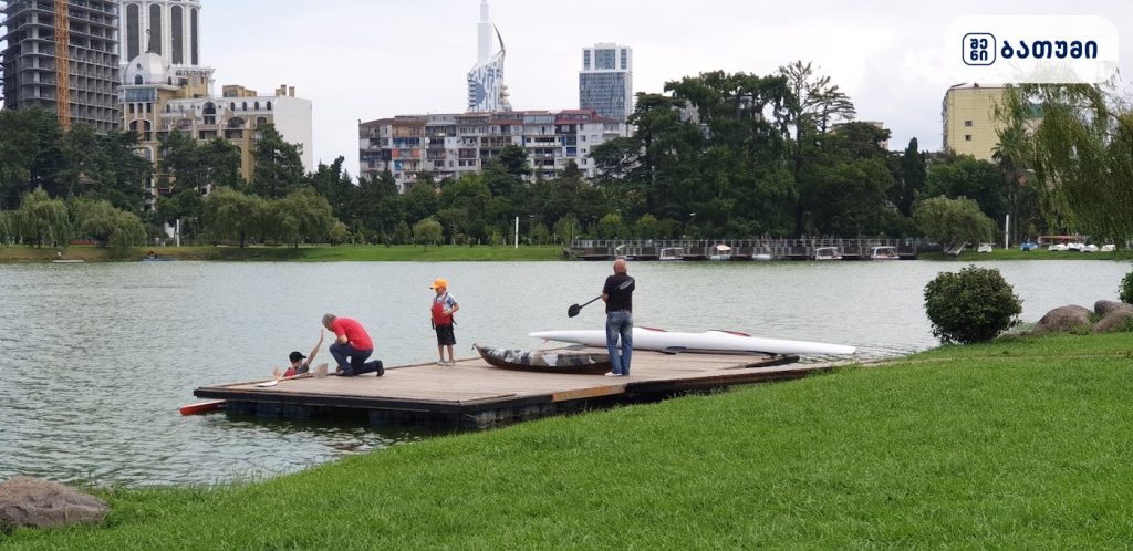 Batumi rowing club ბათუმში — ღირსშესანიშნაობა, მისამართი, ფასები
