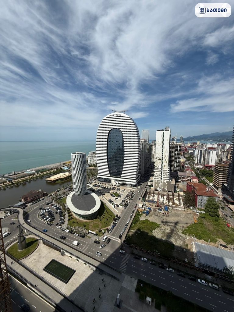 ბათუმის skyline და თანამედროვე შენობები