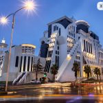 მოდერნისტული შენობა ბათუმში White Sails Residential Hotel ბათუმში — სასტუმრო, მისამართი, ფასები | შენი ბათუმი