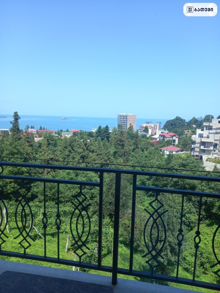 Iberia 2019. Guest House