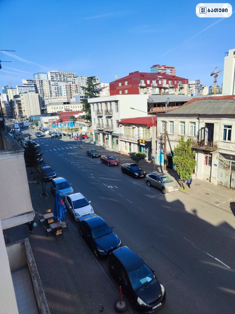 გრანდ ჰოტელ ბათუმი — სასტუმრო ბათუმში