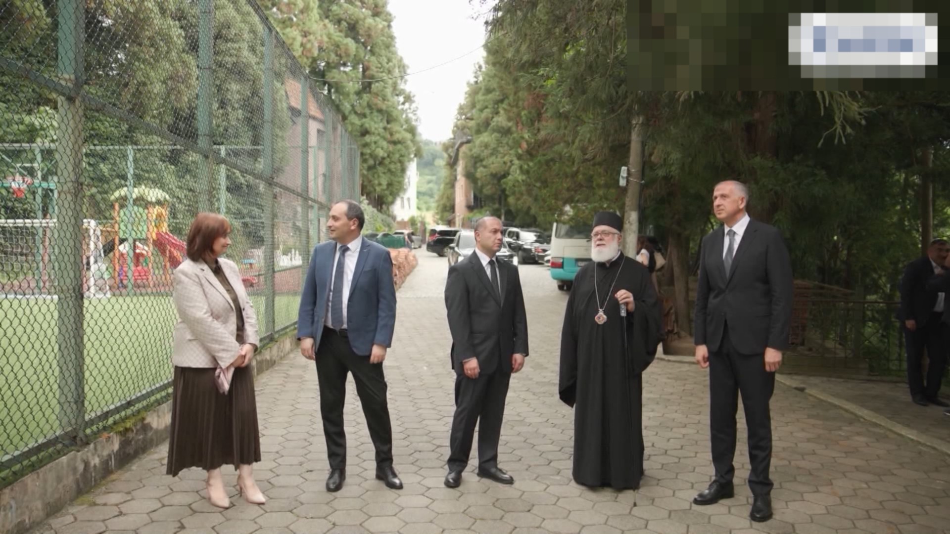 გივი მიქანაძემ და ზურაბ პატარაძემ ბათუმში წმინდა მატათა მოციქულის სახელობის გიმნაზია მოინახულეს