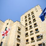 ბათუმის ადმინისტრაციული შენობა ანაკლიის პორტის მშენებლობა: მძიმე ტექნიკა მუშაობს