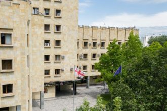ბათუმის მუნიციპალიტეტის ადმინისტრაციის შენობა, ბათუმი