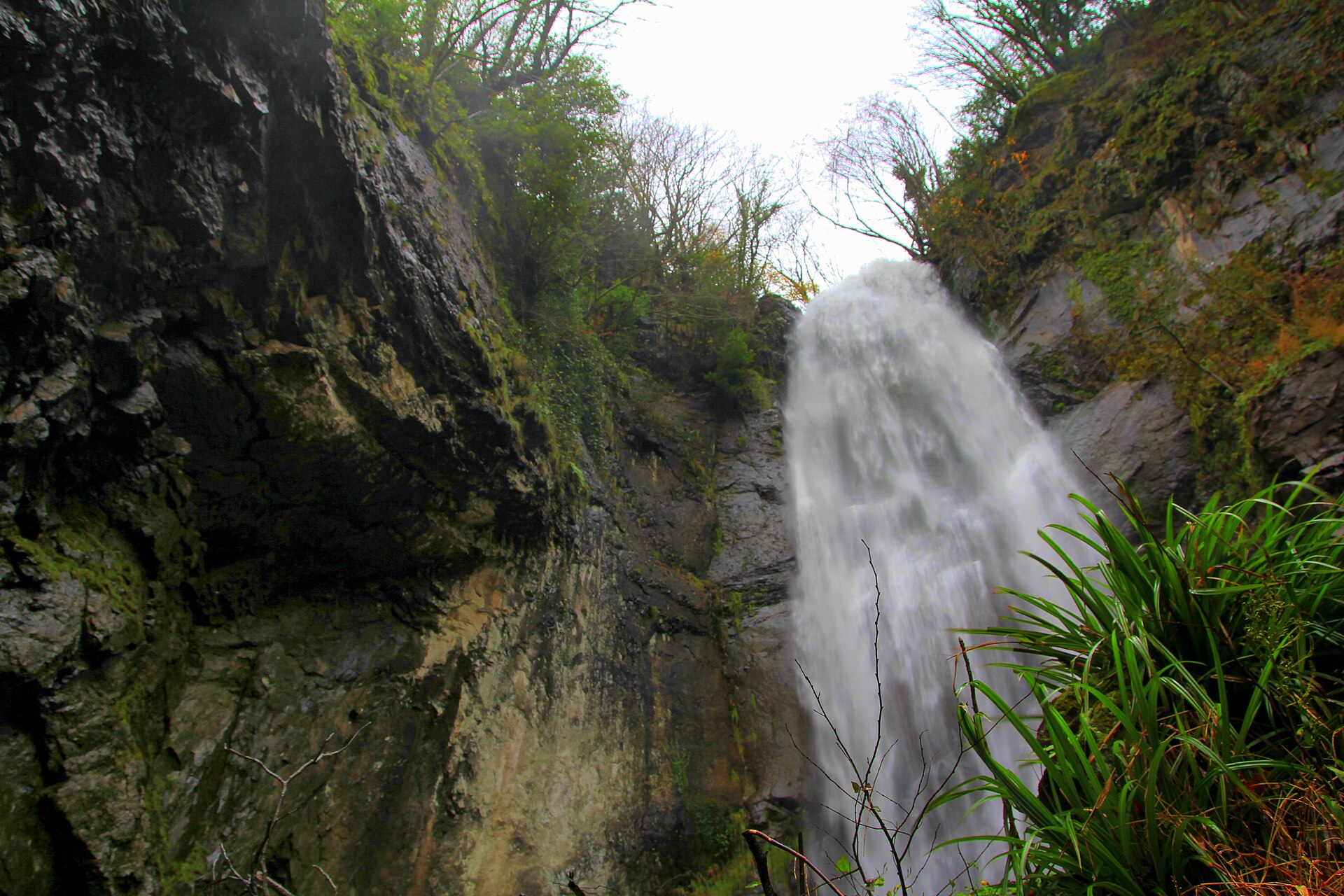 მახუნცეთის ჩანჩქერი — Makhuntseti Waterfall – მახუნცეთი | შენი ბათუმი