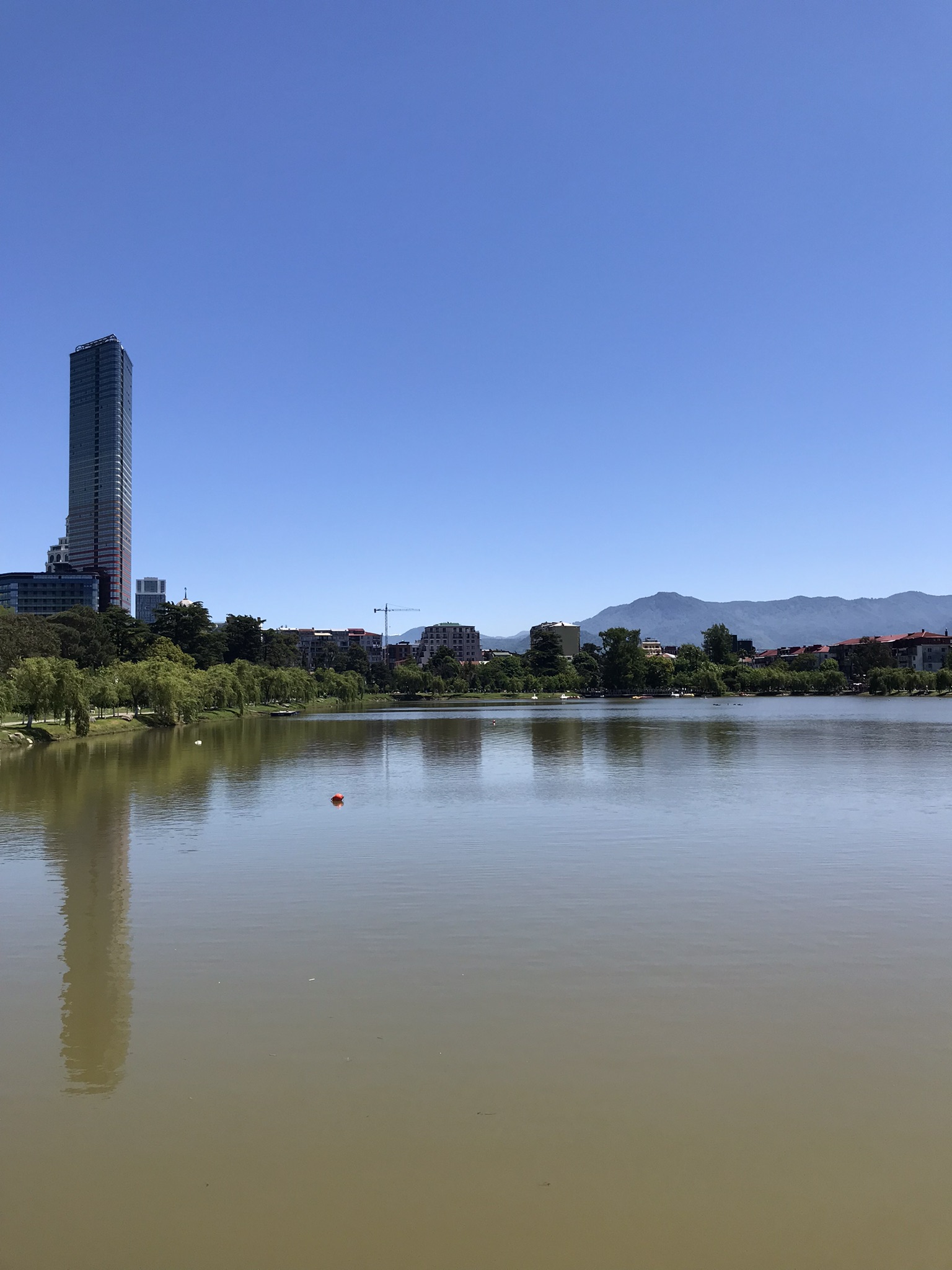 6 მაისის პარკი — Batumi2025may6park-and-babylon-buildin | შენი ბათუმი