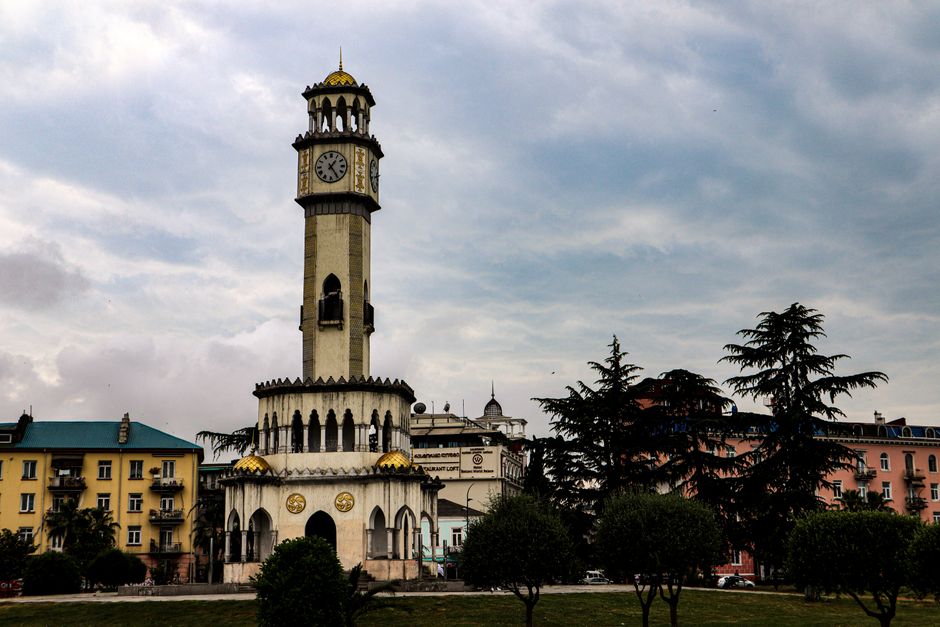 ჭაჭა ქროლი ბათუმის პაბ ქროლი, ნეპტუნის შადრევანი, ბათუმი