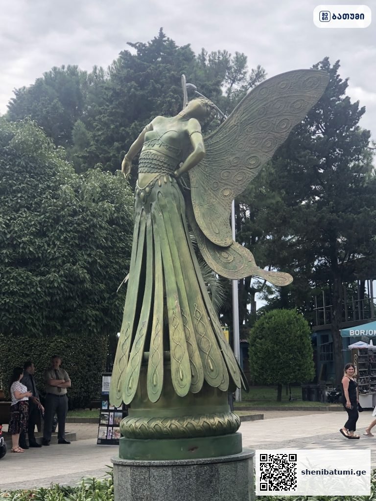 Fairy aka Woman Butterfly ბათუმში — ღირსშესანიშნაობა, მისამართი, ფასები | შენი ბათუმი