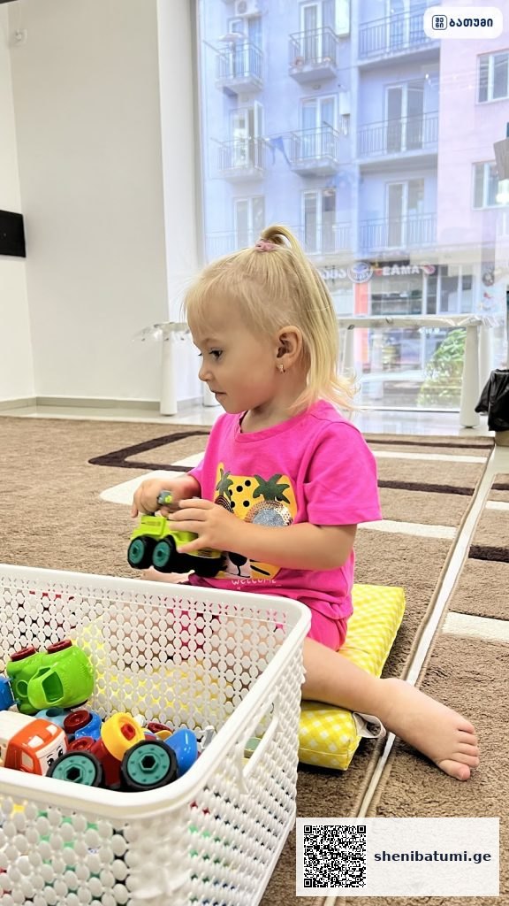 Brillikids Детский клуб раннего развития Brillikids Detskii klub rannego razvitiya ბათუმში — საბავშვო ბაღი, მისამართი, ფასები | შენი ბათუმი