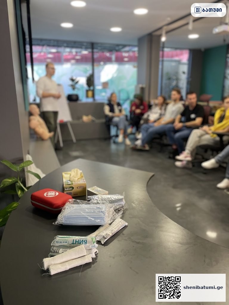 First Aid School First Aid School ბათუმში — საჯარო სკოლა, მისამართი, ფასები | შენი ბათუმი