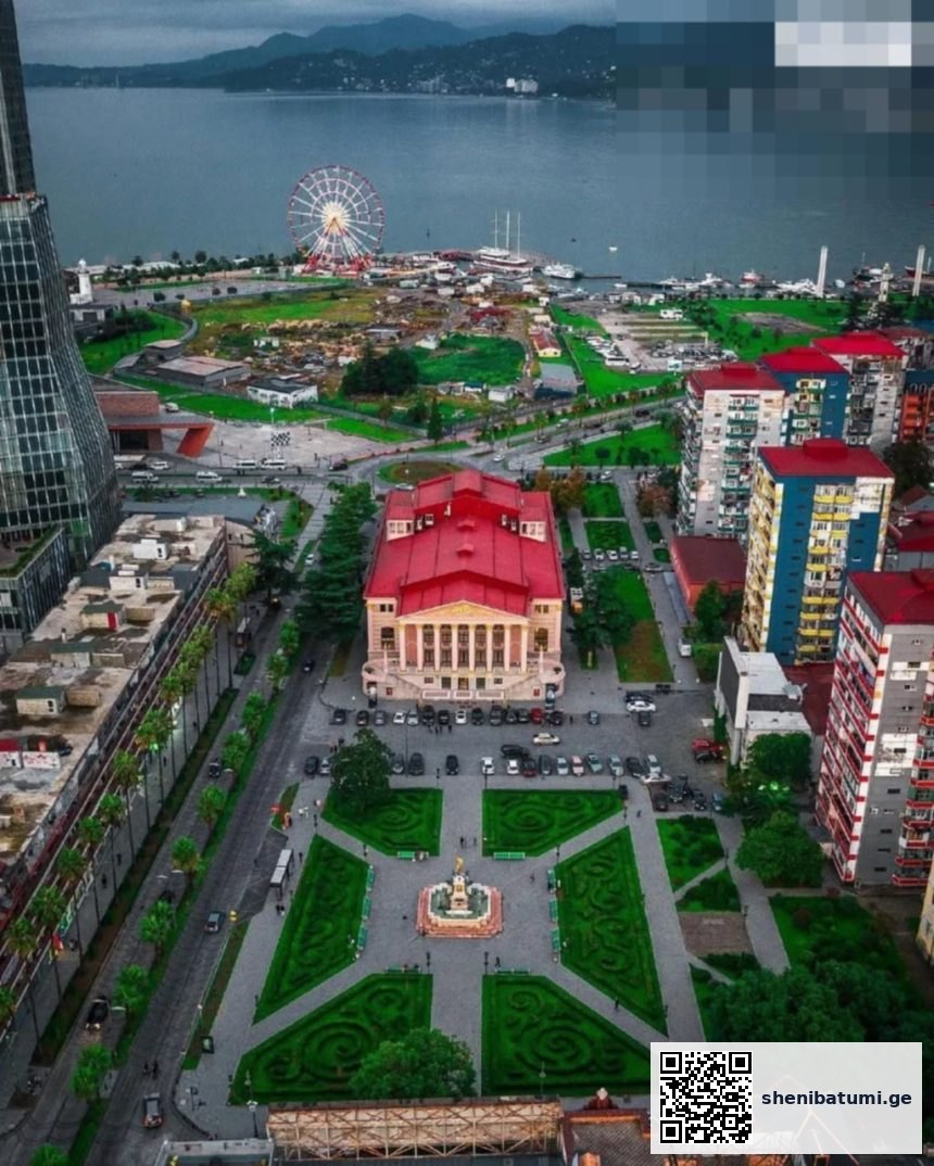 ბათუმის პარკი და ზღვა კარლ ლაგერფელდი ბათუმში — ტანსაცმელი, მისამართი, ფასები | შენი ბათუმი